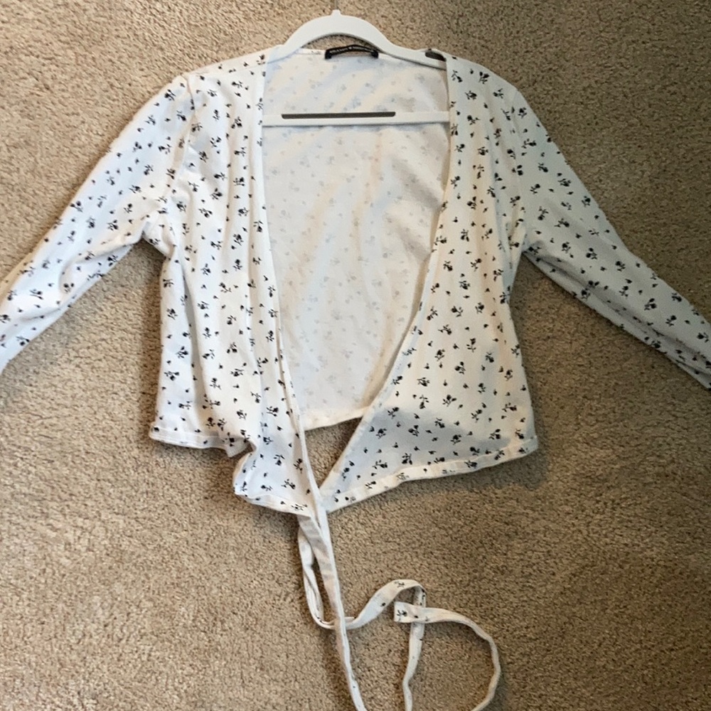 Cute brandy Melville top